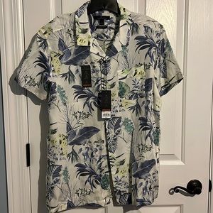 Mens Marc Anthony Hawaiian shirt